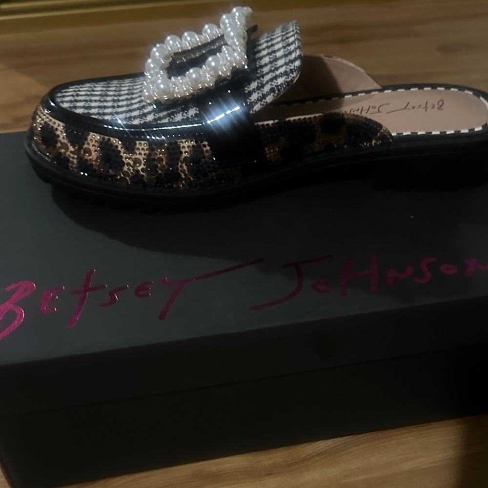 Betsey Johnson Black Shoe mule - Picture 5 of 7